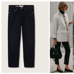 MANGO black mid rise cropped slim fit comfort jeans blogger fav zara competitor